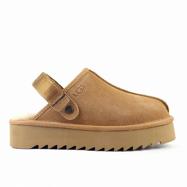 UGG Clog Platform Beige