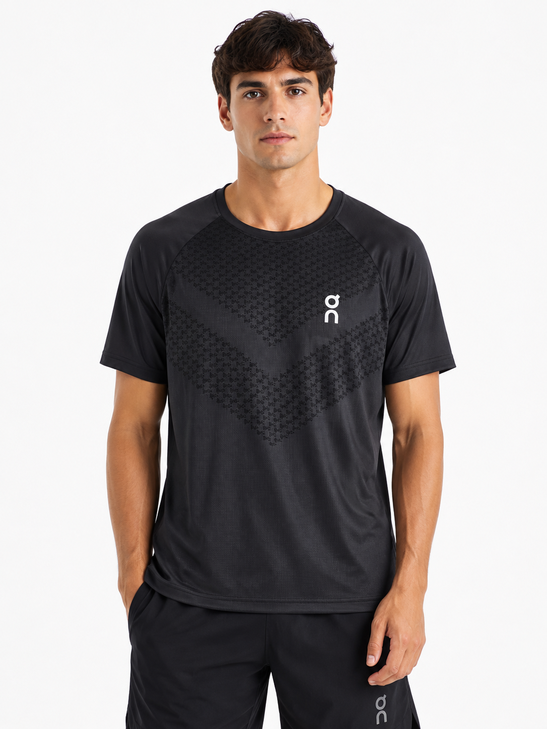 ON CLOUD T-SHIRT BLACK 3901