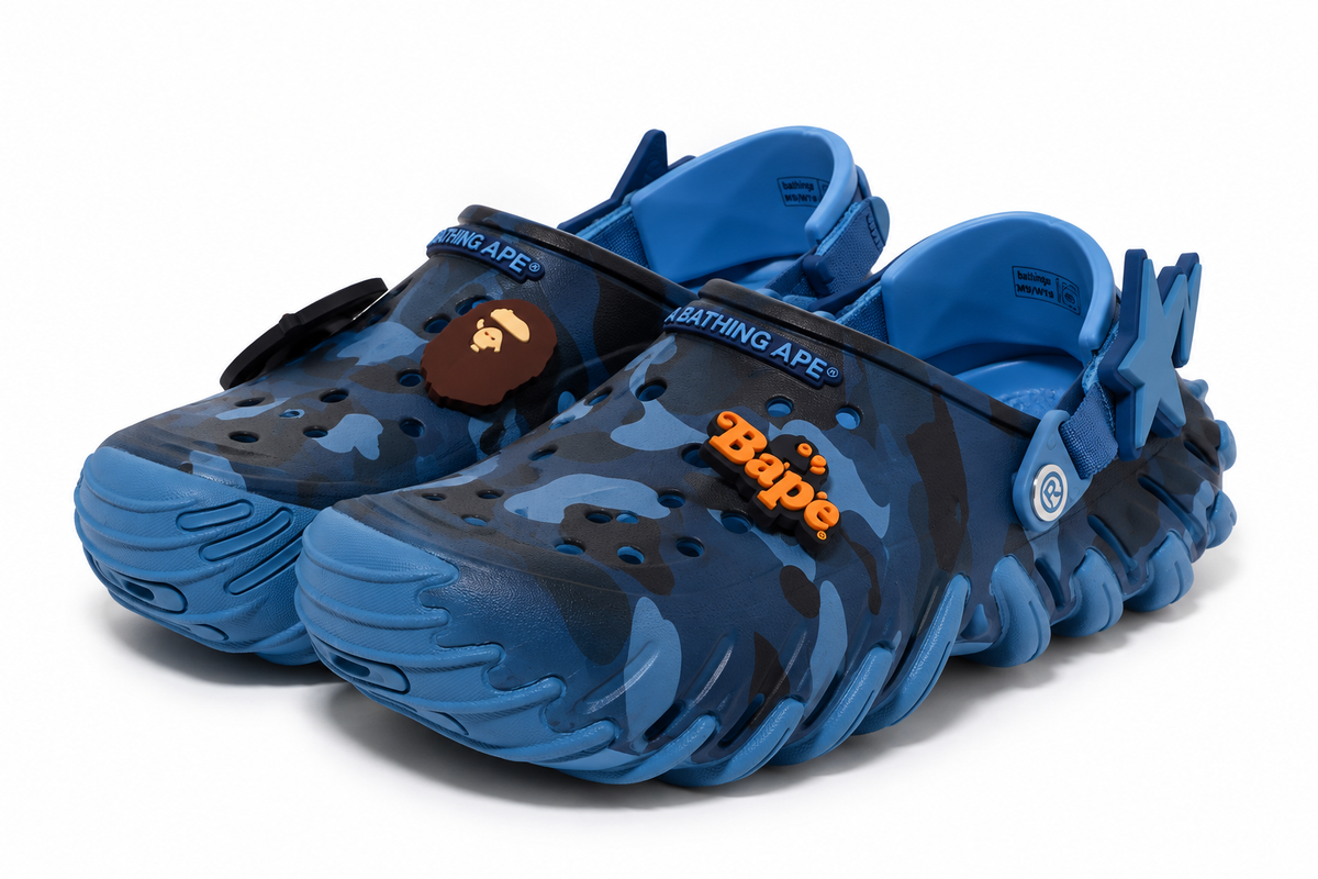 Crocs Classic Clog Blue&Multi Blue & Multi Clog 7 / Blue & Multi